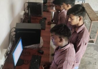Student in Computer lab